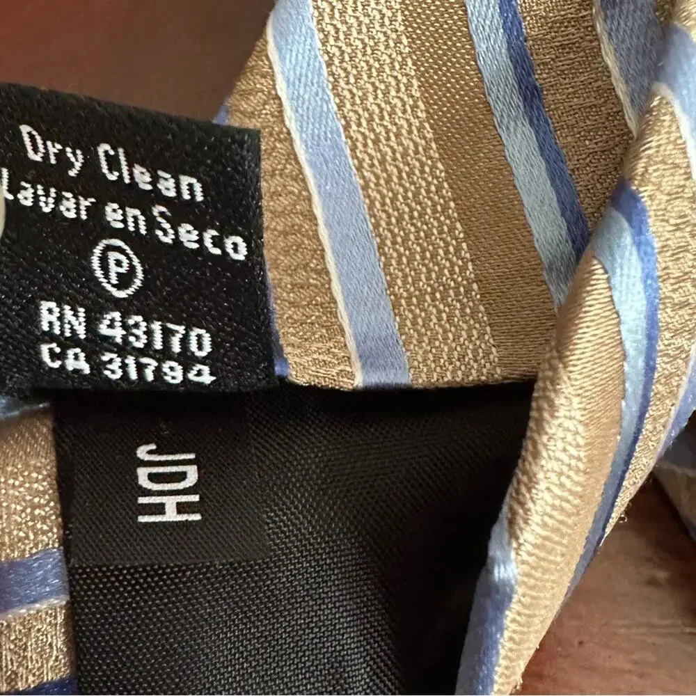 Croft & Barrow 100% Silk Tan Light Blue Mens Diagonal Stripe Tie Retro NWOT